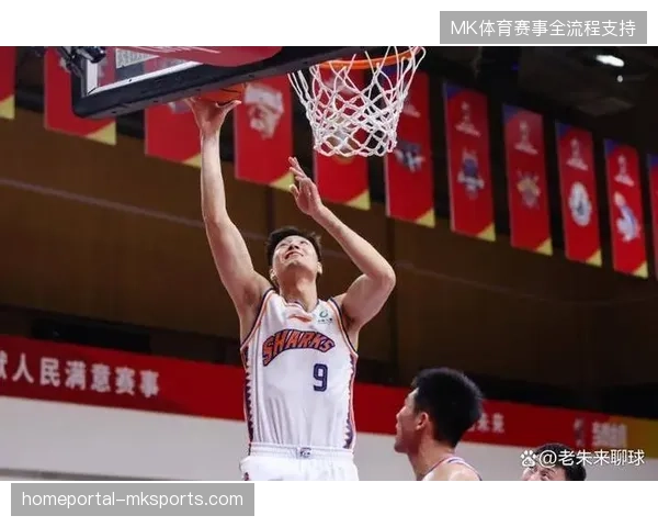 广东队本赛季防守转换环节出现明显短板，退防速度与对位轮转不足成为季后赛败因之一